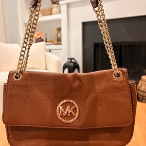 Michael Kors Tan Leather Shoulder Bag with Gold Chain